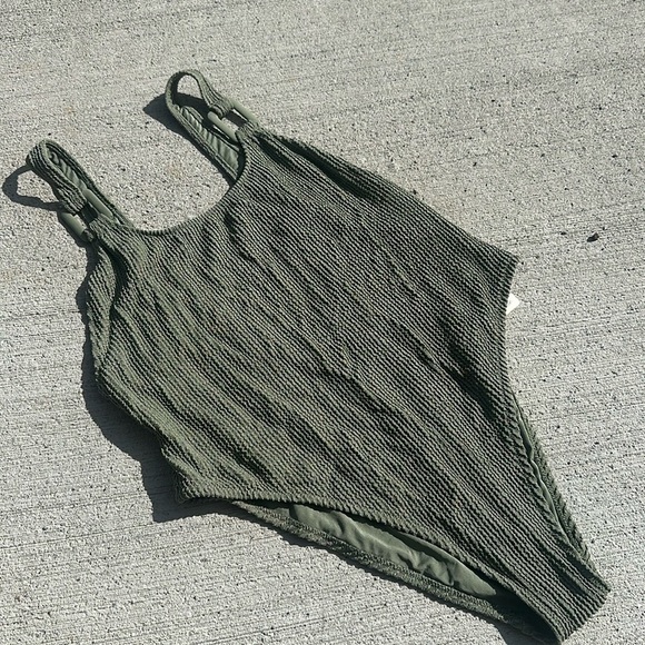 Aerie Crinkle Birthday Scoop Cheekiest One Piece Swimsuit NWT - Picture 4 of 6